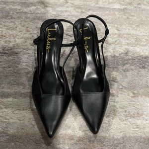 Lulu’s black kitten heels size 8.5